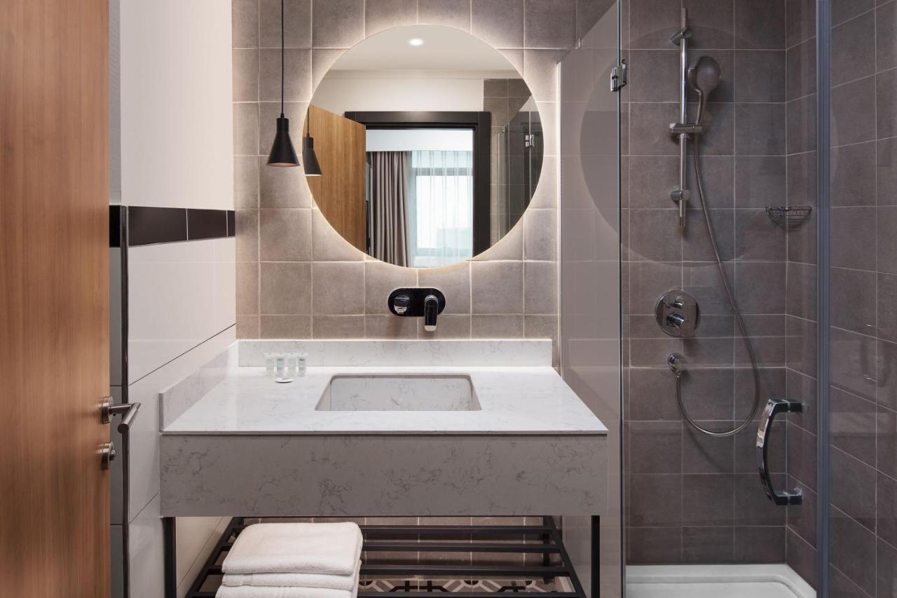 Residence Inn By Marriott Istanbul Atasehir Ngoại thất bức ảnh